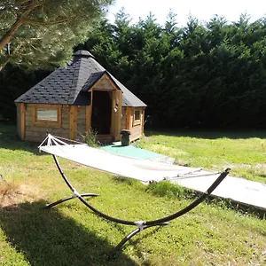  Chalet Atypique Kota Noah Location En Salle D'eau Privative A 20m France